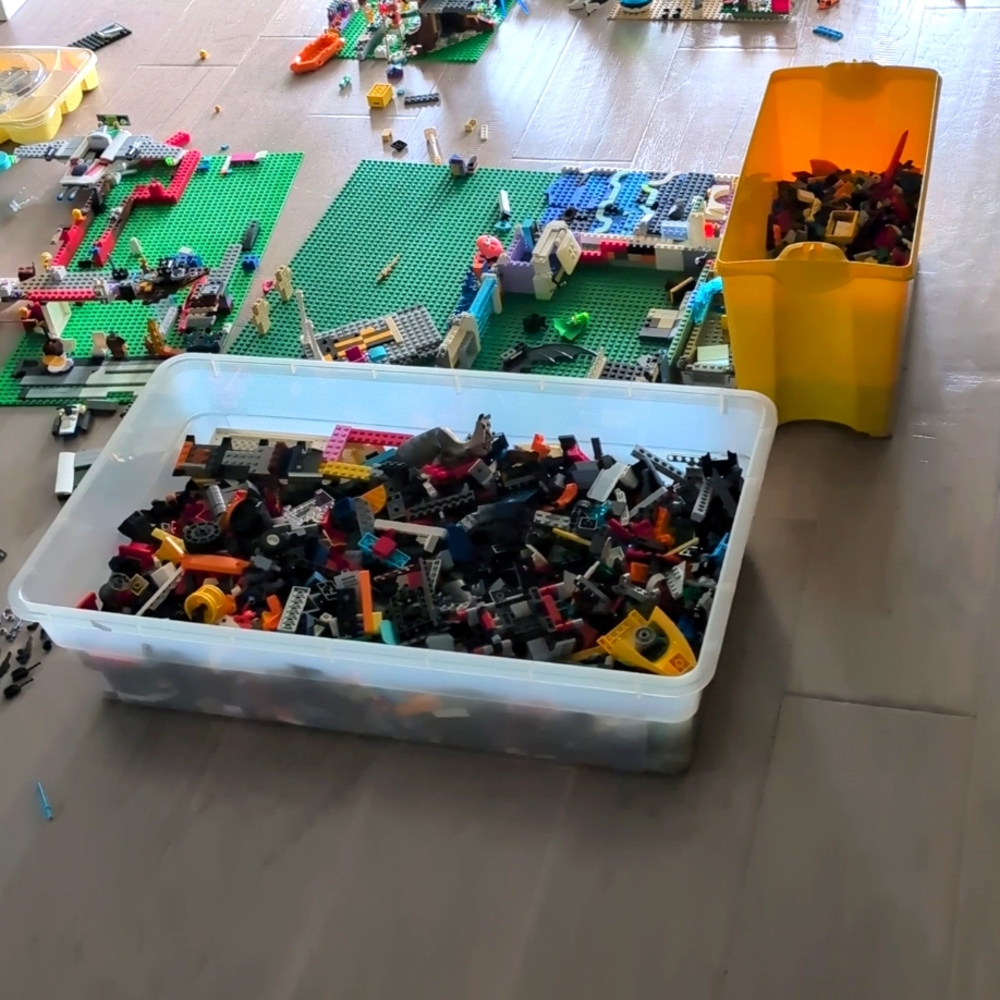 Lego Island Adventure Playset